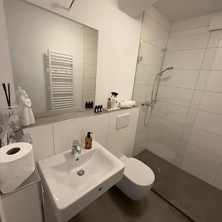 Livin Apartment *